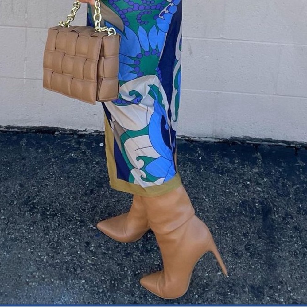 Booties - Picture 4 of 4